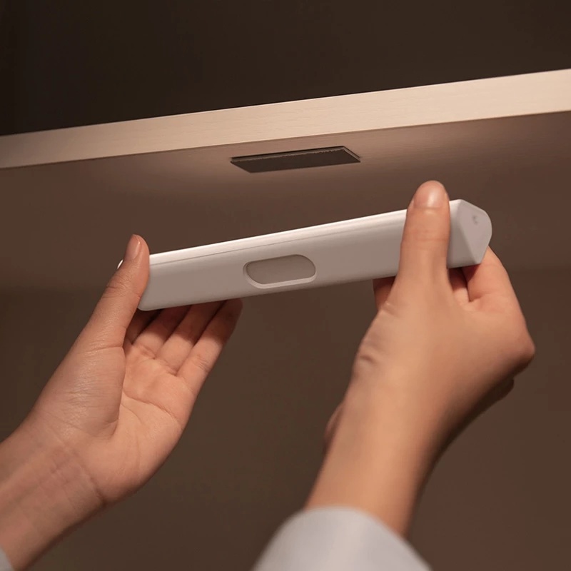 Aqara LED الممر ضوء الليل الذك - مراجعة Smart Home Xiaomi Devices وسعره
